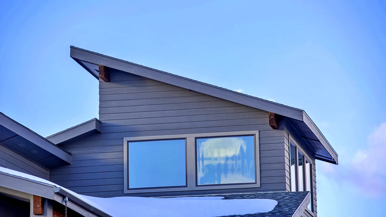 Expert siding installation